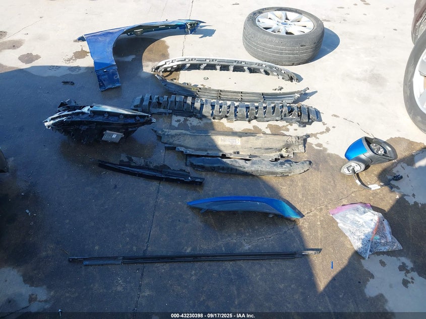 2017 Ford Fusion Se VIN: 3FA6P0H77HR104879 Lot: 43230398