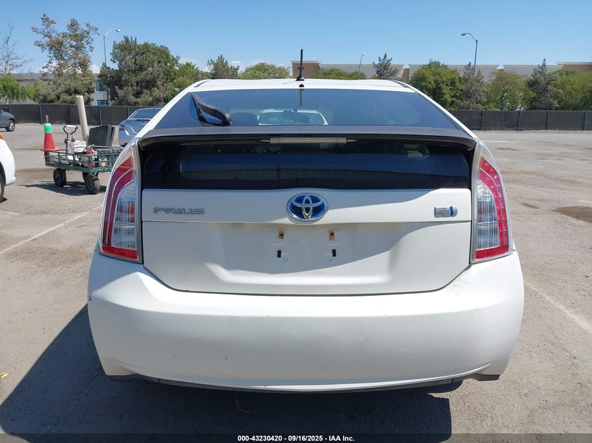 2014 TOYOTA PRIUS TWO JTDKN3DU7E0375495