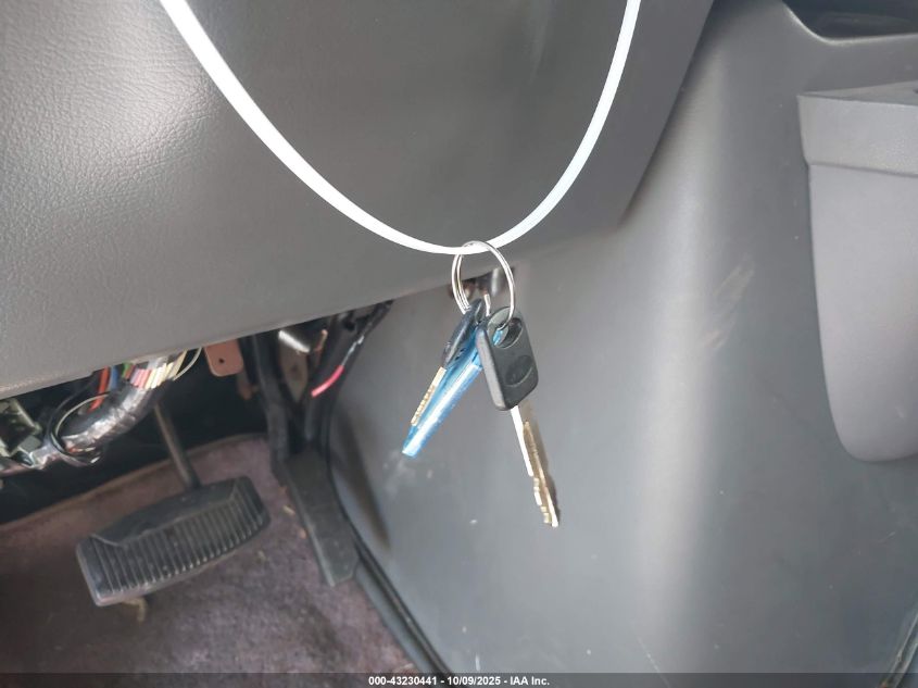 1995 Ford Econoline E350 Cutaway Van VIN: 1FDKE30G6SHA76847 Lot: 43230441