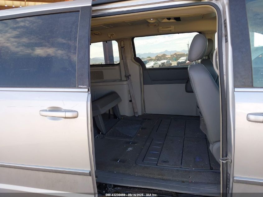 2009 Chrysler Town & Country Touring VIN: 2A8HR54169R613437 Lot: 43230459