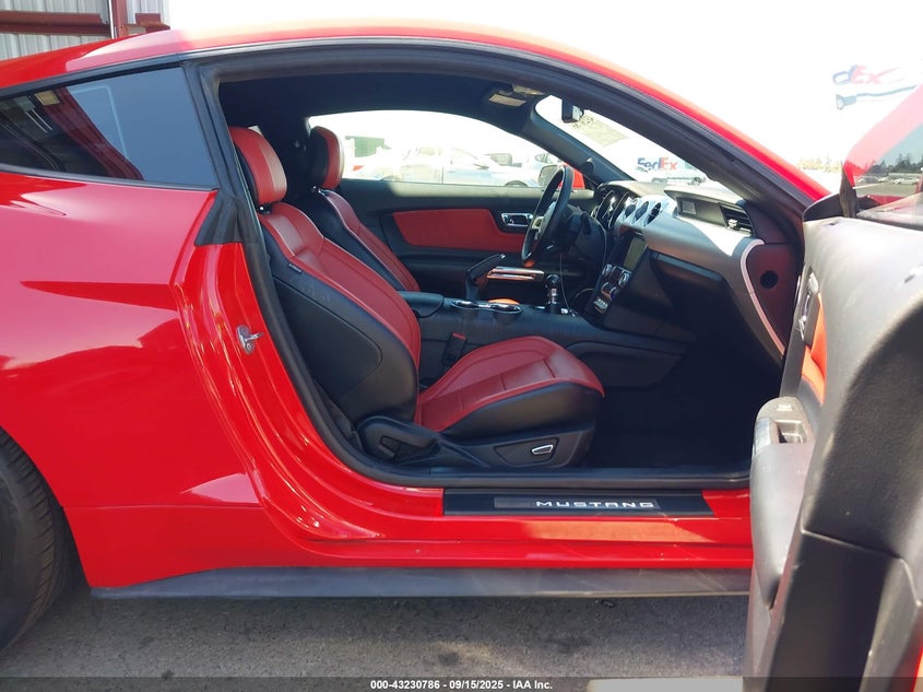 1FA6P8CF7H5237626 2017 Ford Mustang 5.0 Gt Premium Red