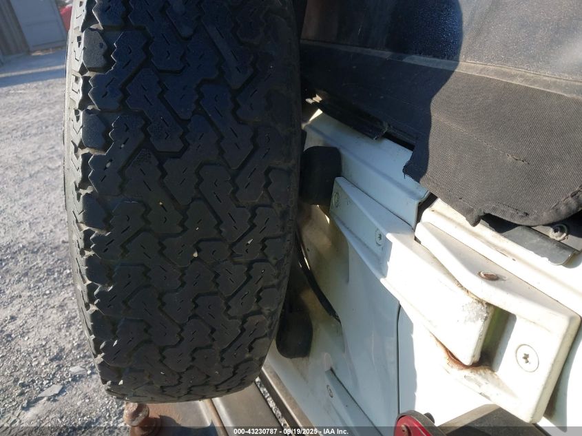 1997 Jeep Wrangler Se VIN: 1J4FY29P0VP439450 Lot: 43230787