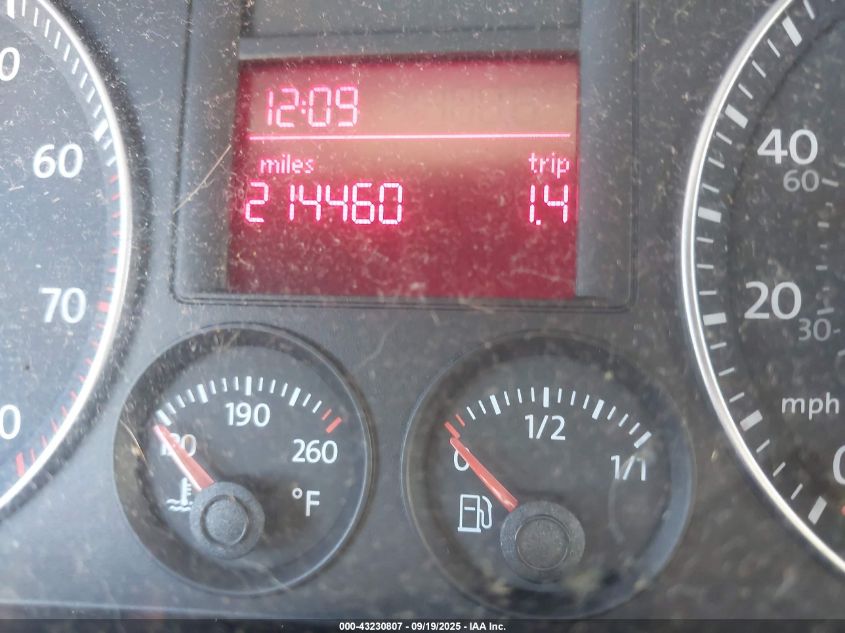 2008 Volkswagen Jetta Se/Sel VIN: 3VWRM71KX8M015373 Lot: 43230807