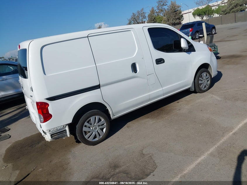 3N6CM0KN7FK703538 2015 NISSAN NV200 photo no. 4