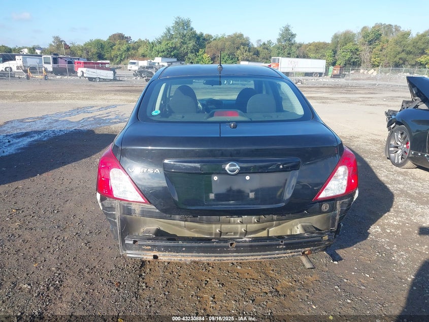 2016 NISSAN VERSA 1.6 S - 3N1CN7AP3GL884292