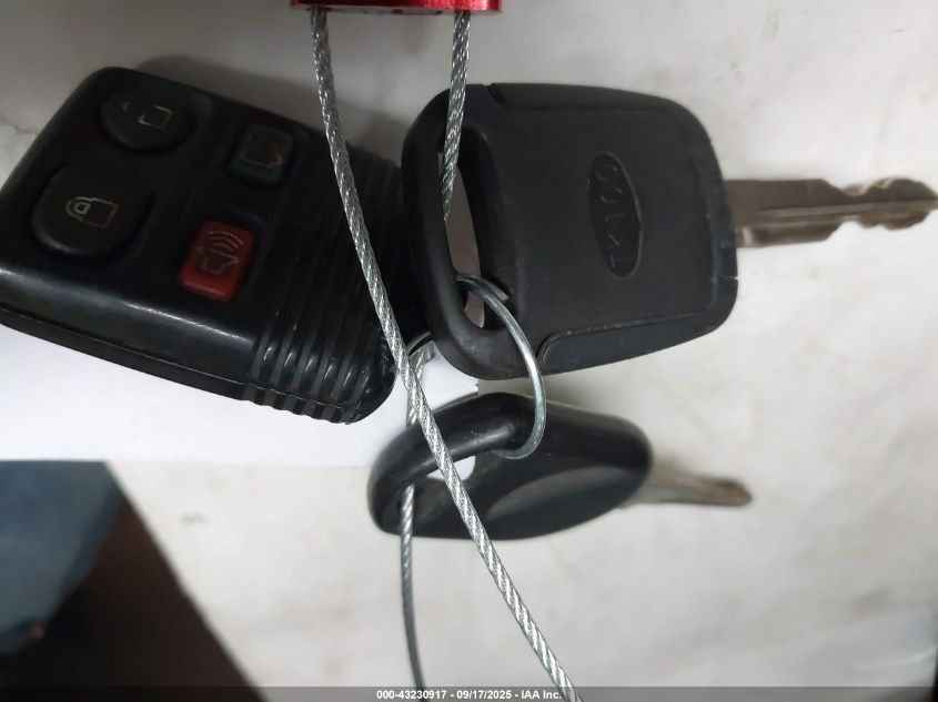 2006 Ford Expedition Eddie Bauer/King Ranch VIN: 1FMFU18516LA50929 Lot: 43230917