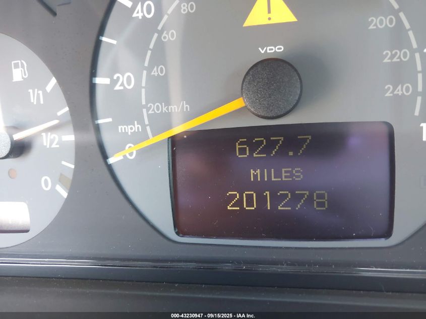 2002 Mercedes-Benz Clk 430 VIN: WDBLJ70G22F200540 Lot: 43230947