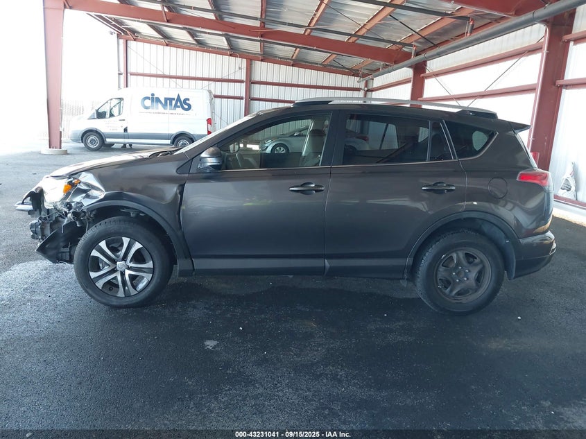 2016 TOYOTA RAV4 LE - JTMZFREV9GJ092907