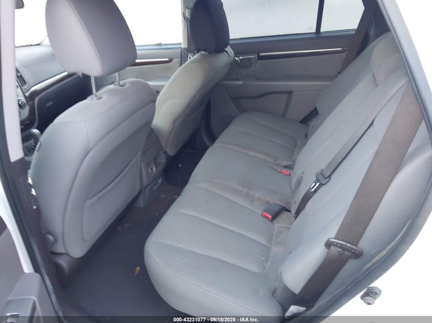 2012 Hyundai Santa Fe Gls VIN: 5XYZGDAB2CG092009 Lot: 43231077