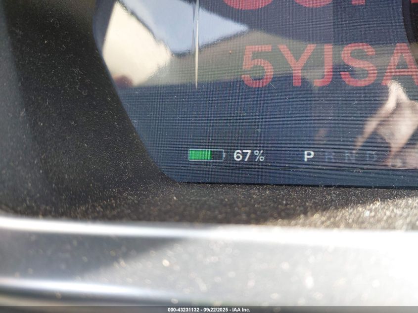 2013 Tesla Model S Performance VIN: 5YJSA1DP5DFP05578 Lot: 43231132