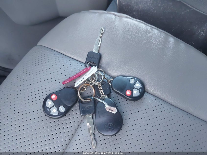 2011 Ford E-350 Super Duty Commercial VIN: 1FTSE3EL3BDB39159 Lot: 43231153