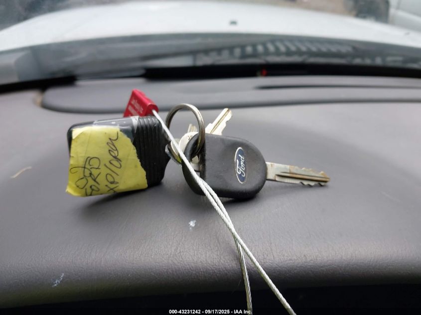 2002 Ford Explorer Xls VIN: 1FMZU72K62ZC83856 Lot: 43231242