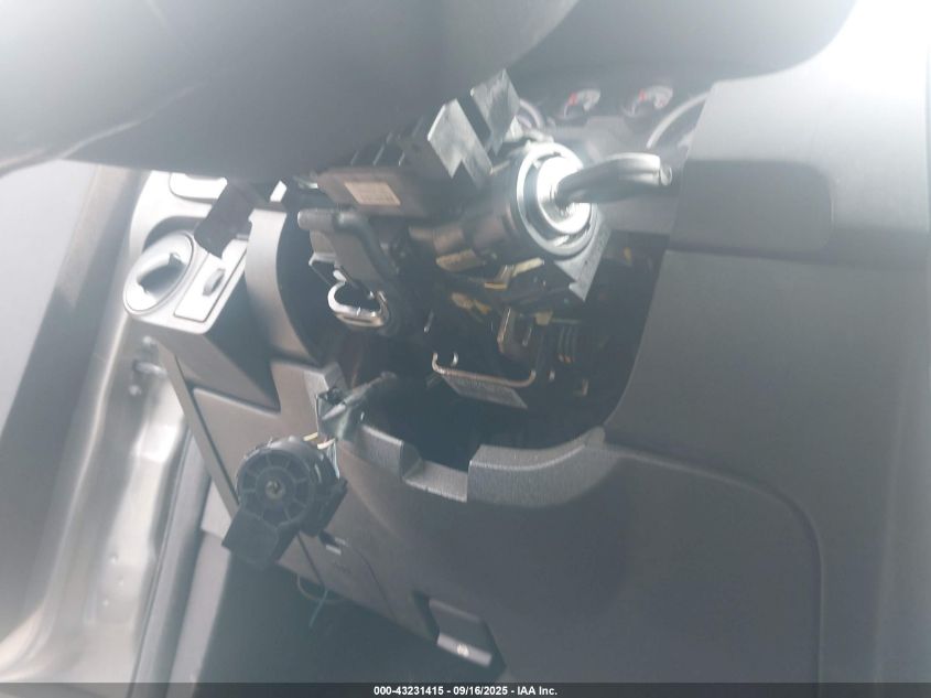 2008 Ford Focus Se/Ses VIN: 1FAHP35N88W298350 Lot: 43231415