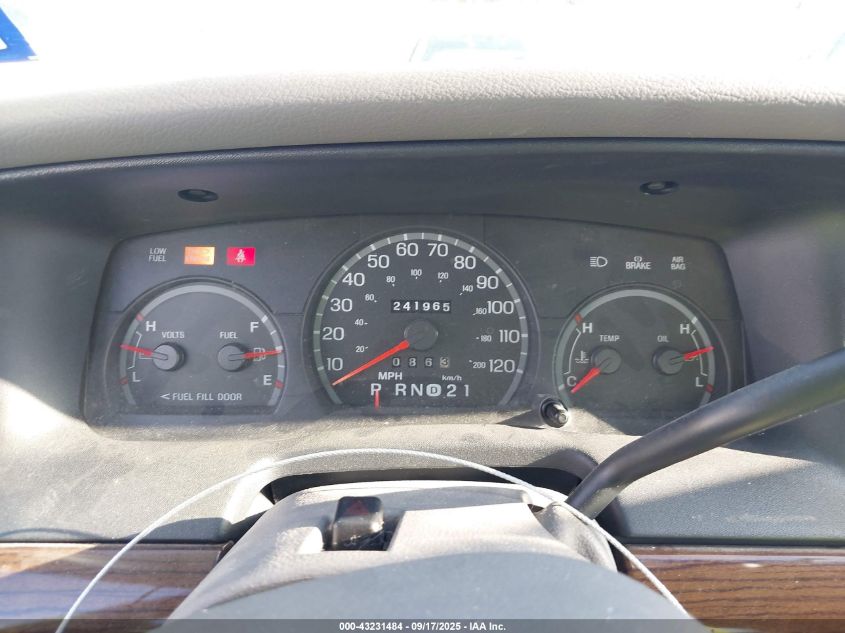 2001 Ford Crown Victoria VIN: 2FAFP73W21X114699 Lot: 43231484