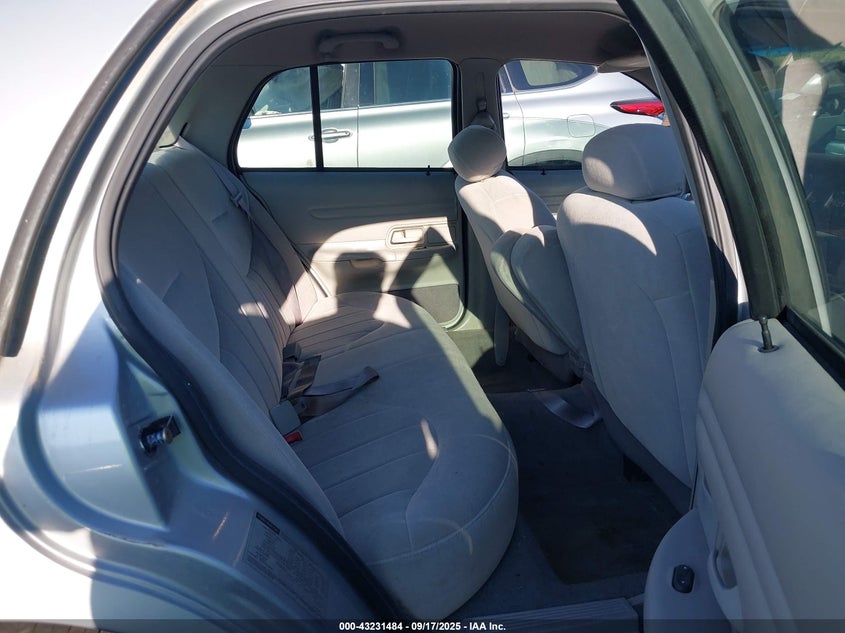 2001 Ford Crown Victoria VIN: 2FAFP73W21X114699 Lot: 43231484