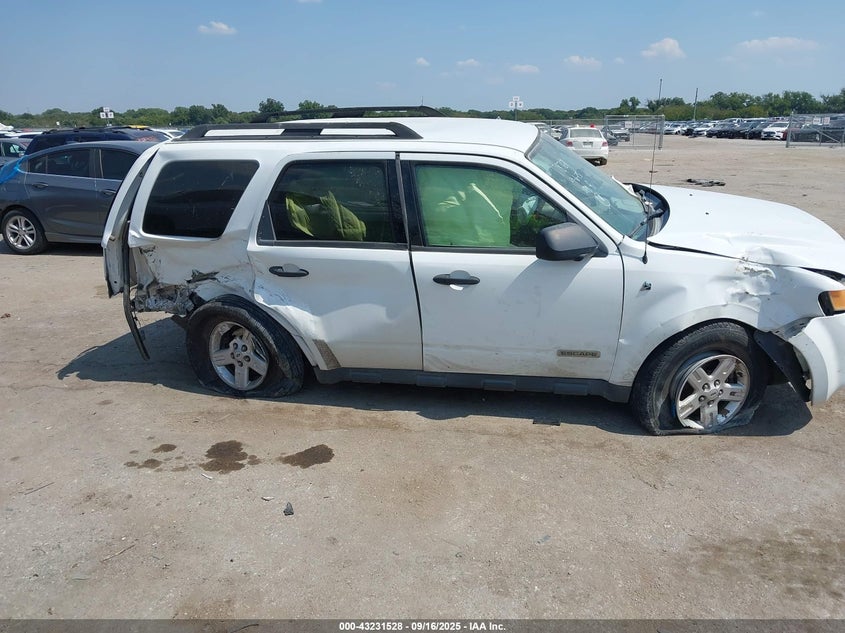 1FMCU49H58KC91558 2008 FORD ESCAPE photo no. 13