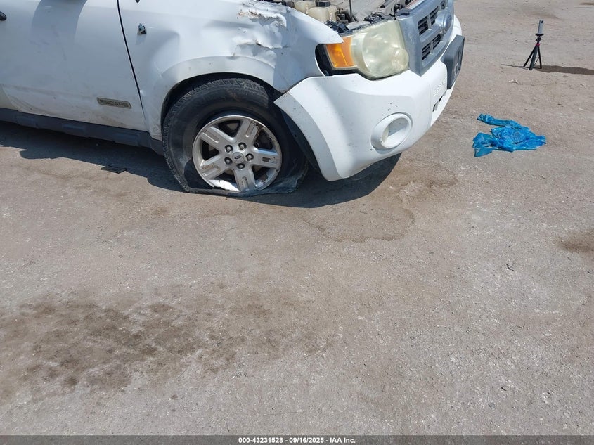 1FMCU49H58KC91558 2008 FORD ESCAPE photo no. 6