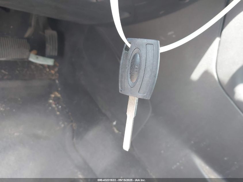 2015 Ford Focus Se VIN: 1FADP3K20FL307422 Lot: 43231633