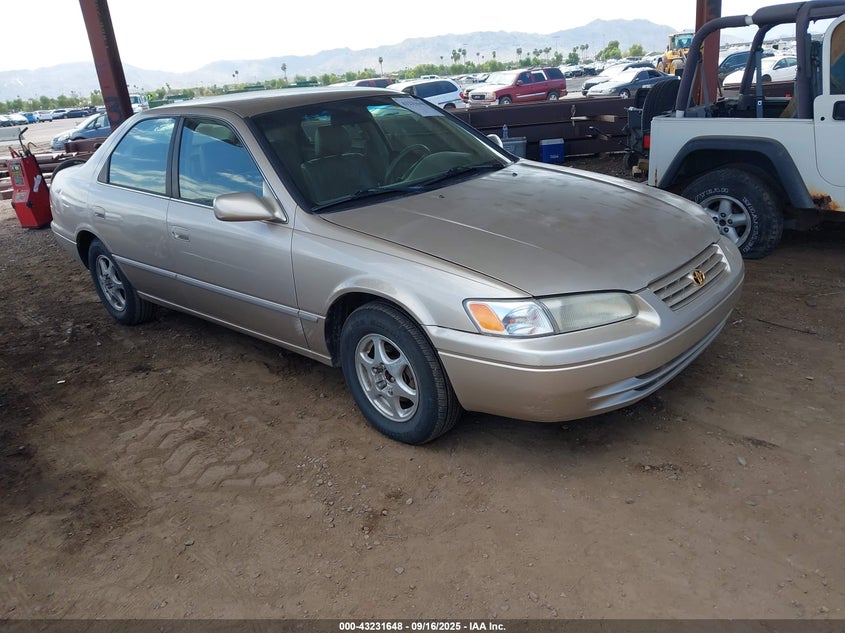 JT2BG28K8W0253221 1998 Toyota Camry Le auction photo 1