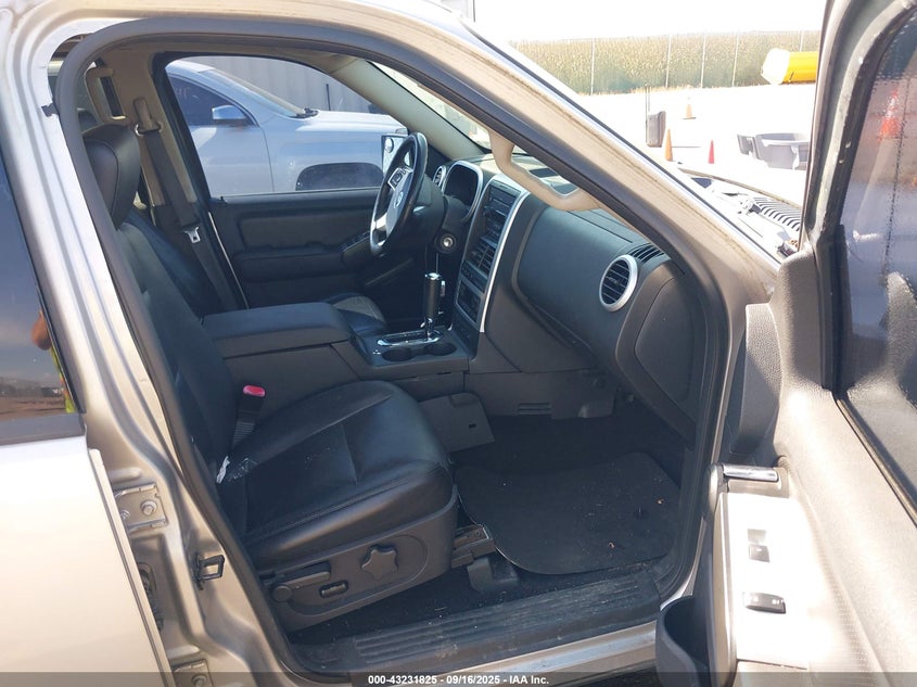 4M2EU47E27UJ22844 2007 MERCURY MOUNTAINEER photo no. 5