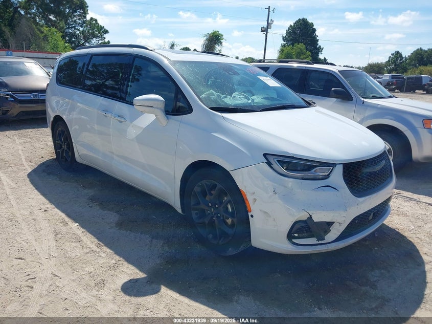 2021 CHRYSLER PACIFICA TOURING L - 2C4RC1BG6MR572202