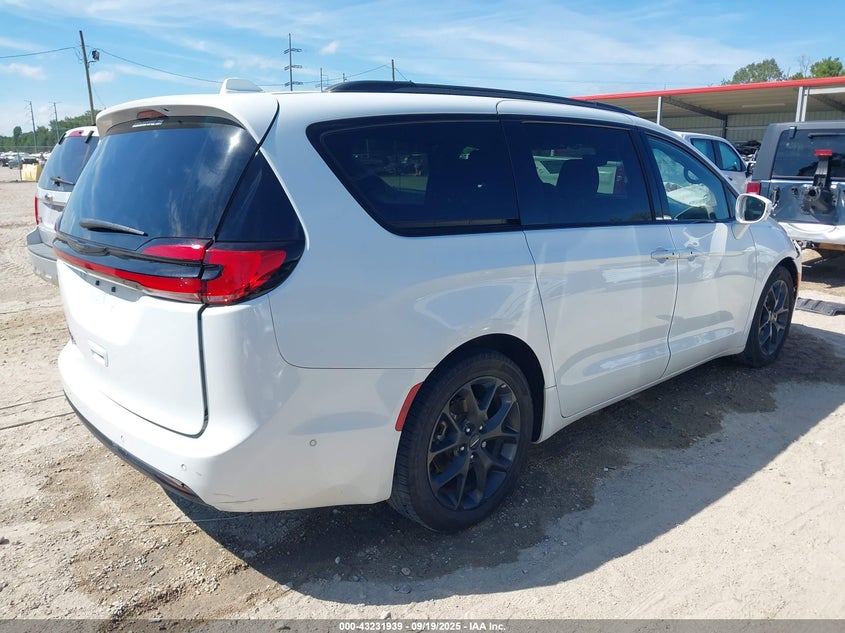2021 CHRYSLER PACIFICA TOURING L - 2C4RC1BG6MR572202