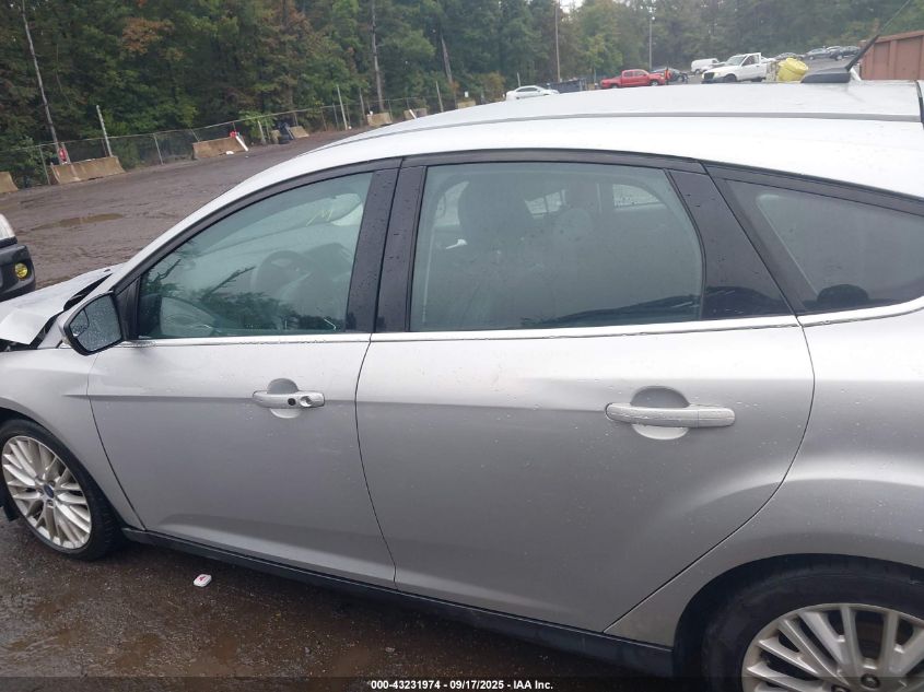 2016 Ford Focus Titanium VIN: 1FADP3N2XGL274880 Lot: 43231974