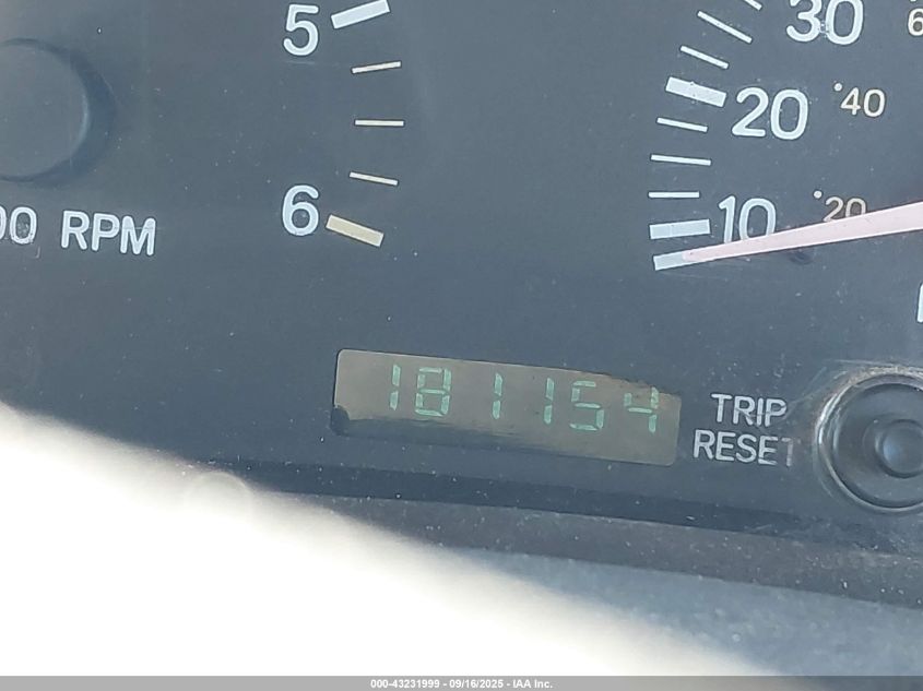 2000 Jeep Cherokee Rhd Rural Letter Carrier VIN: 1J4FB28S6YL529673 Lot: 43231999