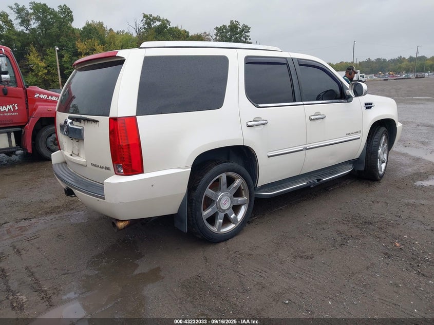 1GYFK63818R131383 2008 CADILLAC ESCALADE photo no. 4