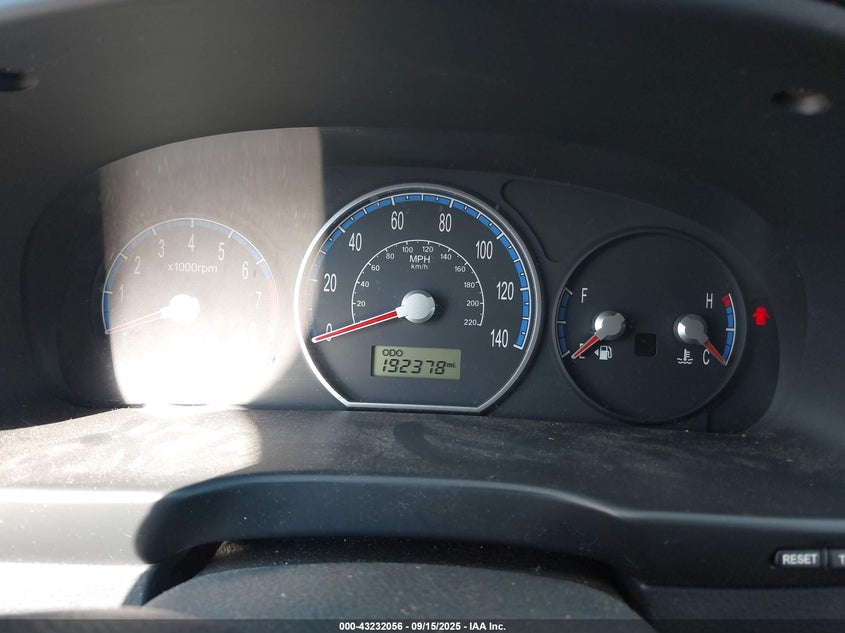 2009 Hyundai Santa Fe Gls VIN: 5NMSG13D29H317767 Lot: 43232056