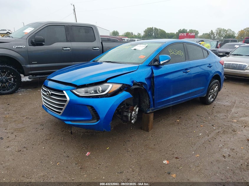 5NPD84LF3HH129625 2017 HYUNDAI ELANTRA photo no. 2