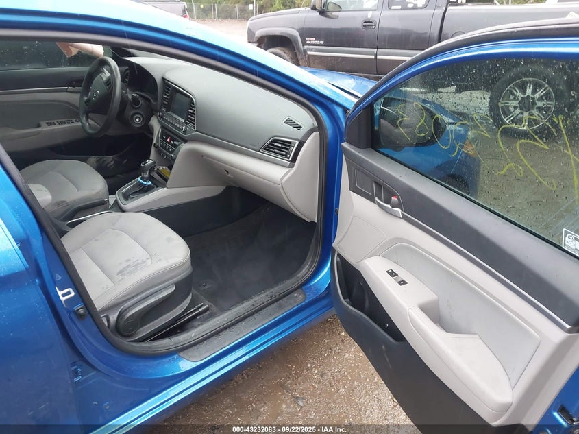 5NPD84LF3HH129625 2017 HYUNDAI ELANTRA photo no. 5