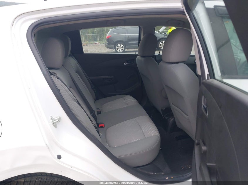 2014 CHEVROLET SONIC LS AUTO 1G1JA6SH7E4139154