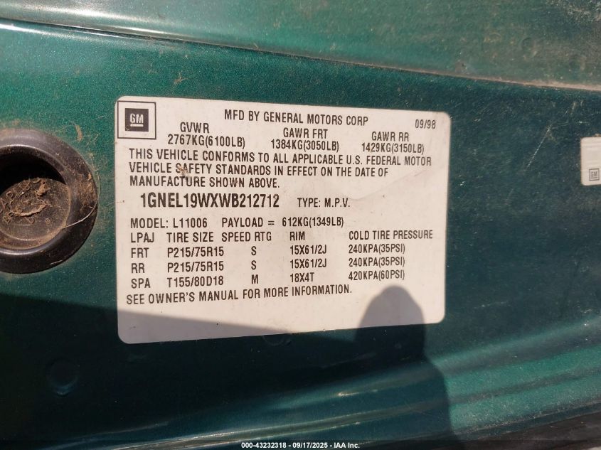 1998 Chevrolet Astro VIN: 1GNEL19WXWB212712 Lot: 43232318