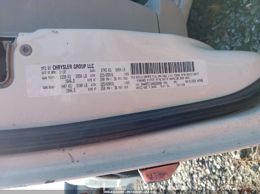 2010 Chrysler Town & Country Touring VIN: 2A4RR5D10AR229096 Lot: 43232369