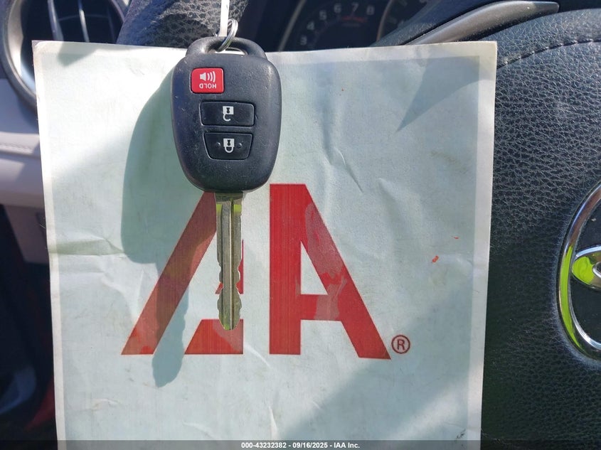 2013 TOYOTA RAV4 LE - JTMZFREV0DD013795