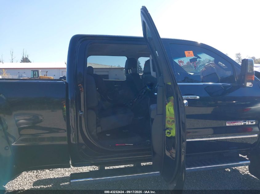 2017 GMC Sierra 3500Hd Slt VIN: 1GT42XEY6HF103872 Lot: 43232424