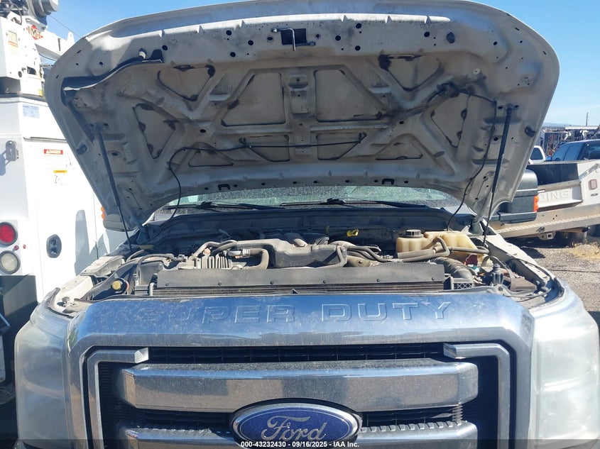 1FT8W3BTXFEB57542 2015 FORD F350 photo no. 9