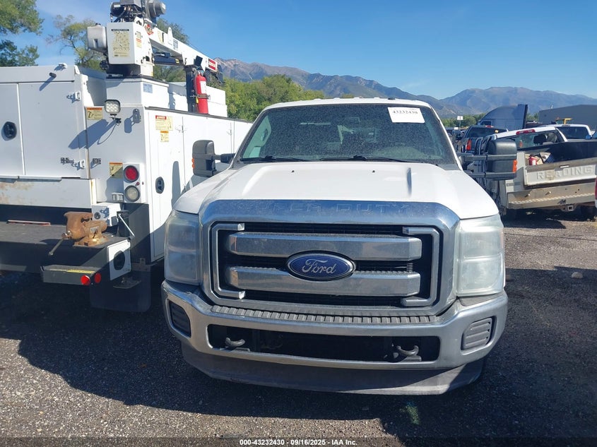 1FT8W3BTXFEB57542 2015 FORD F350 photo no. 12
