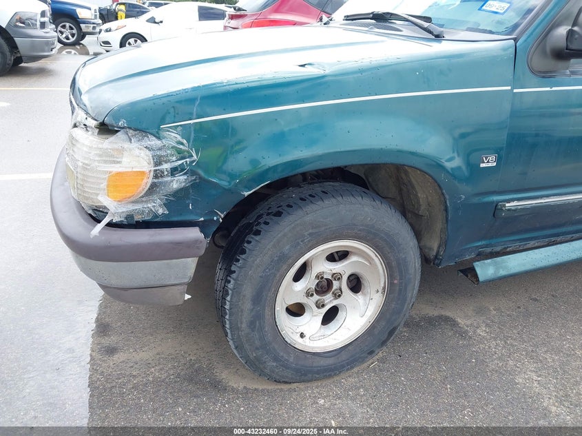 1996 Ford Explorer VIN: 1FMDU35PXTZB95209 Lot: 43232460