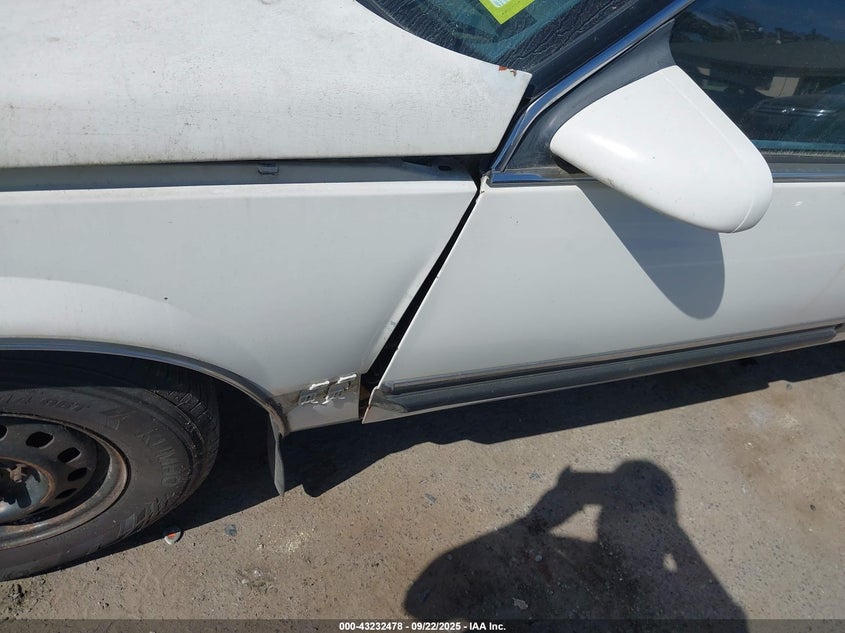 1990 Buick Lesabre Limited VIN: 1G4HR54C2LH529297 Lot: 43232478