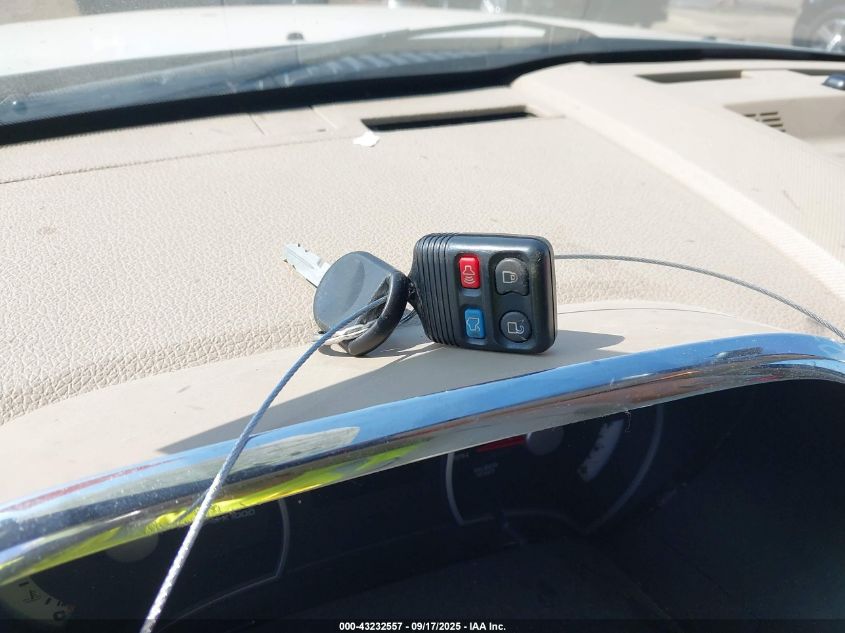 2008 Ford Explorer Xlt VIN: 1FMEU63838UB21720 Lot: 43232557