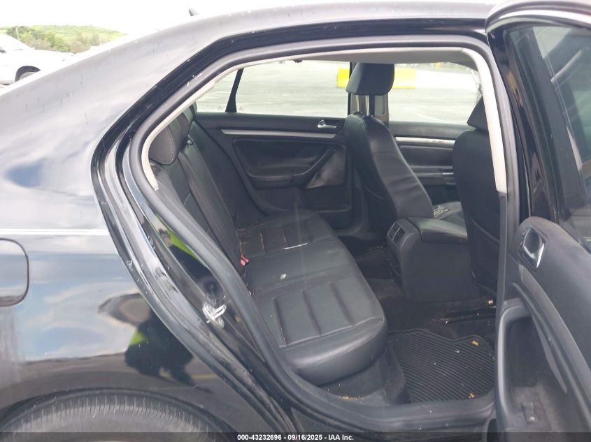 2010 Volkswagen Jetta Limited Edition VIN: 3VWAX7AJ6AM113219 Lot: 43232696