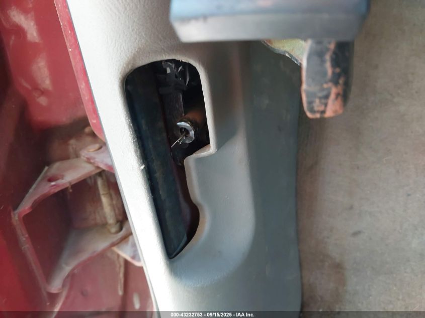 1998 Oldsmobile Bravada VIN: 1GHDT13W5W2711232 Lot: 43232753