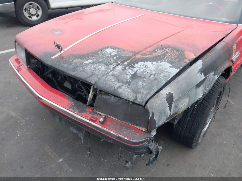 1988 Cadillac Allante VIN: 1G6VR3175JU102562 Lot: 43232801