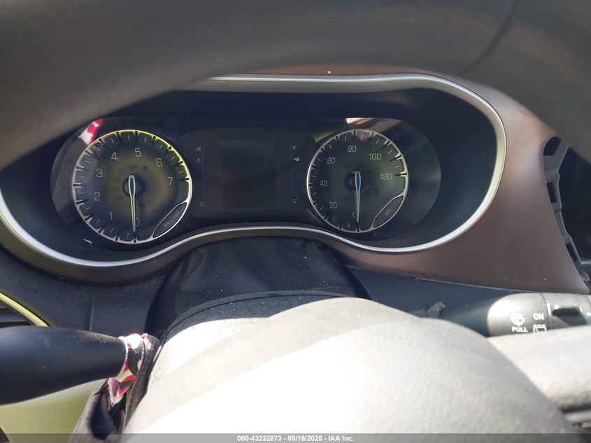 2017 Chrysler Pacifica Touring VIN: 2C4RC1DG2HR509102 Lot: 43232873