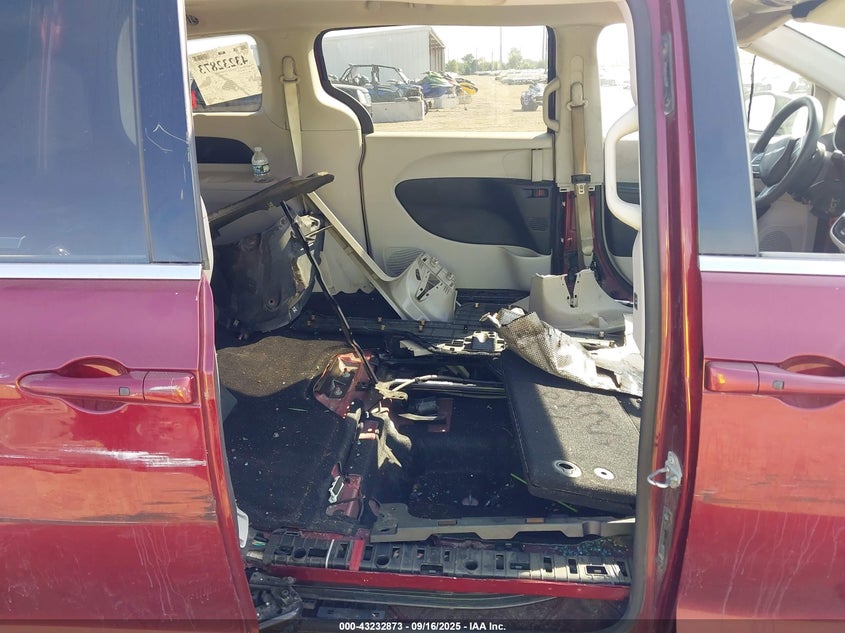 2017 Chrysler Pacifica Touring VIN: 2C4RC1DG2HR509102 Lot: 43232873