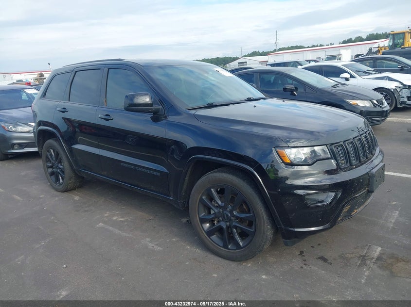 JEEP GRAND CHEROKEE ALTITUDE 4X2