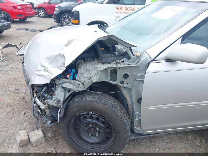 2005 Toyota Camry Le VIN: 4T1BE32K95U623588 Lot: 43233015