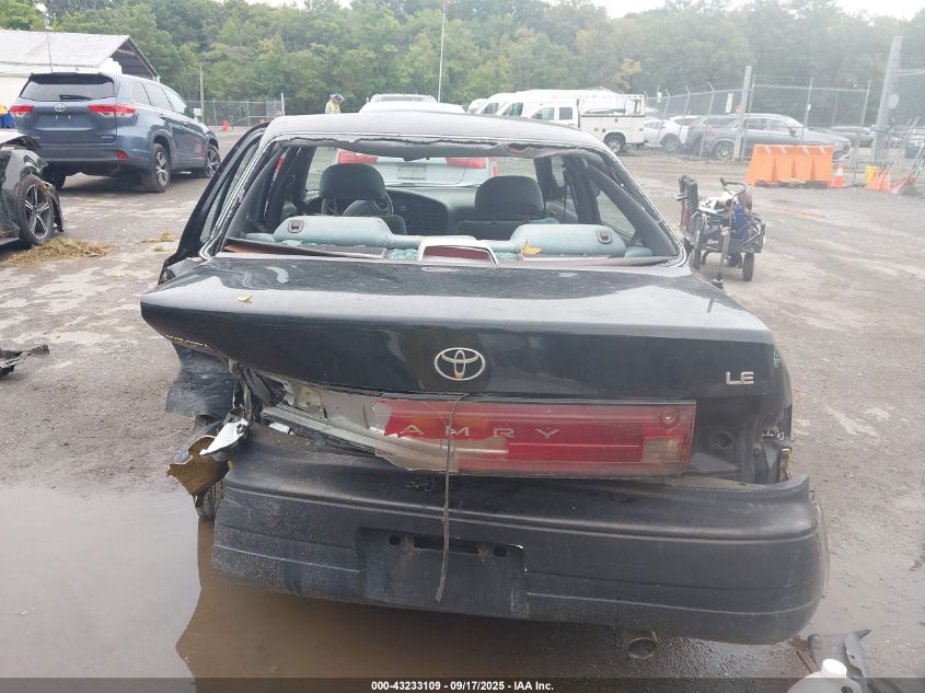 1992 Toyota Camry Le VIN: 4T1SK12E7NU145050 Lot: 43233109